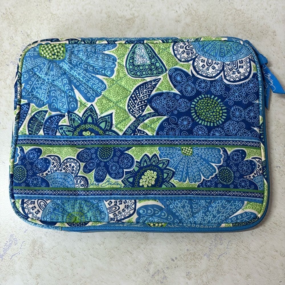 Vera Bradley Doodle Daisy Tablet Case